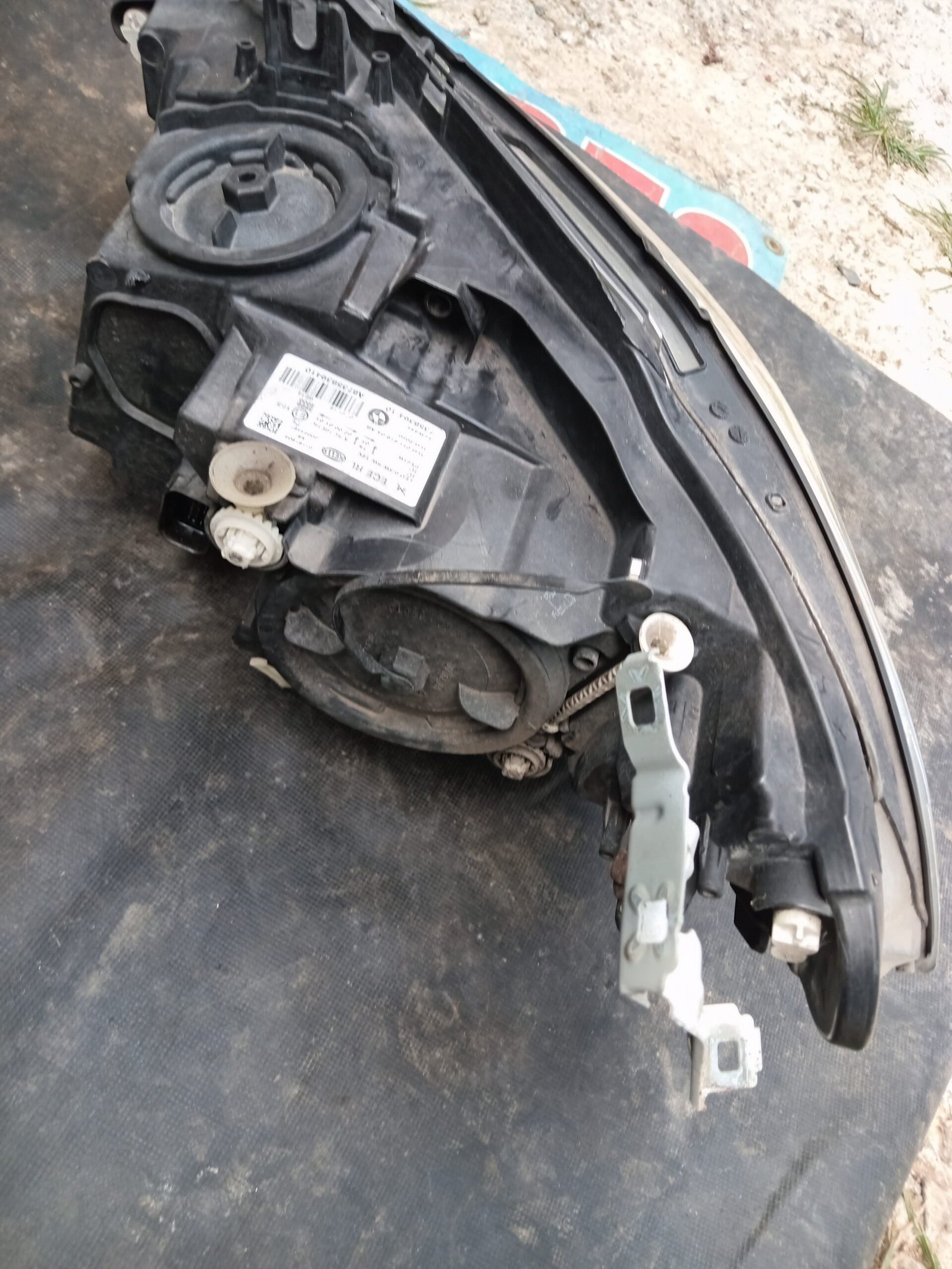 BMW 1 SERIES F20 HEADLIGHT
