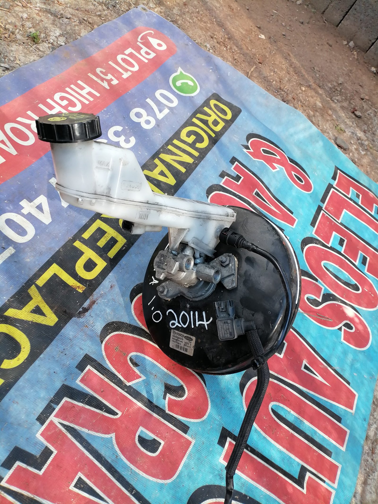 Fiesta brake servo and brake master cylinder