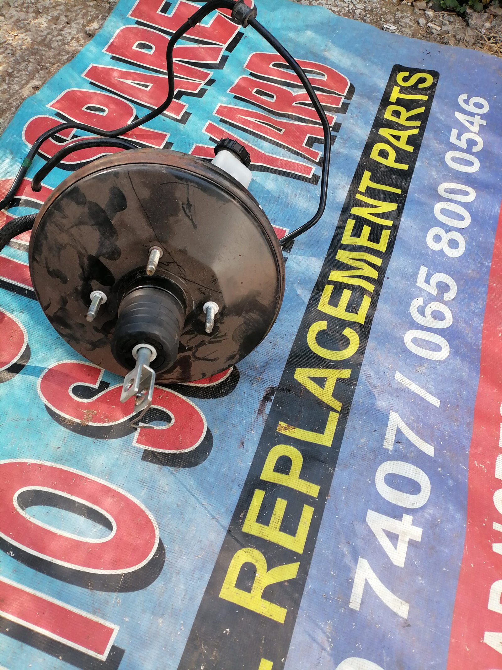 Fiesta brake servo and brake master cylinder
