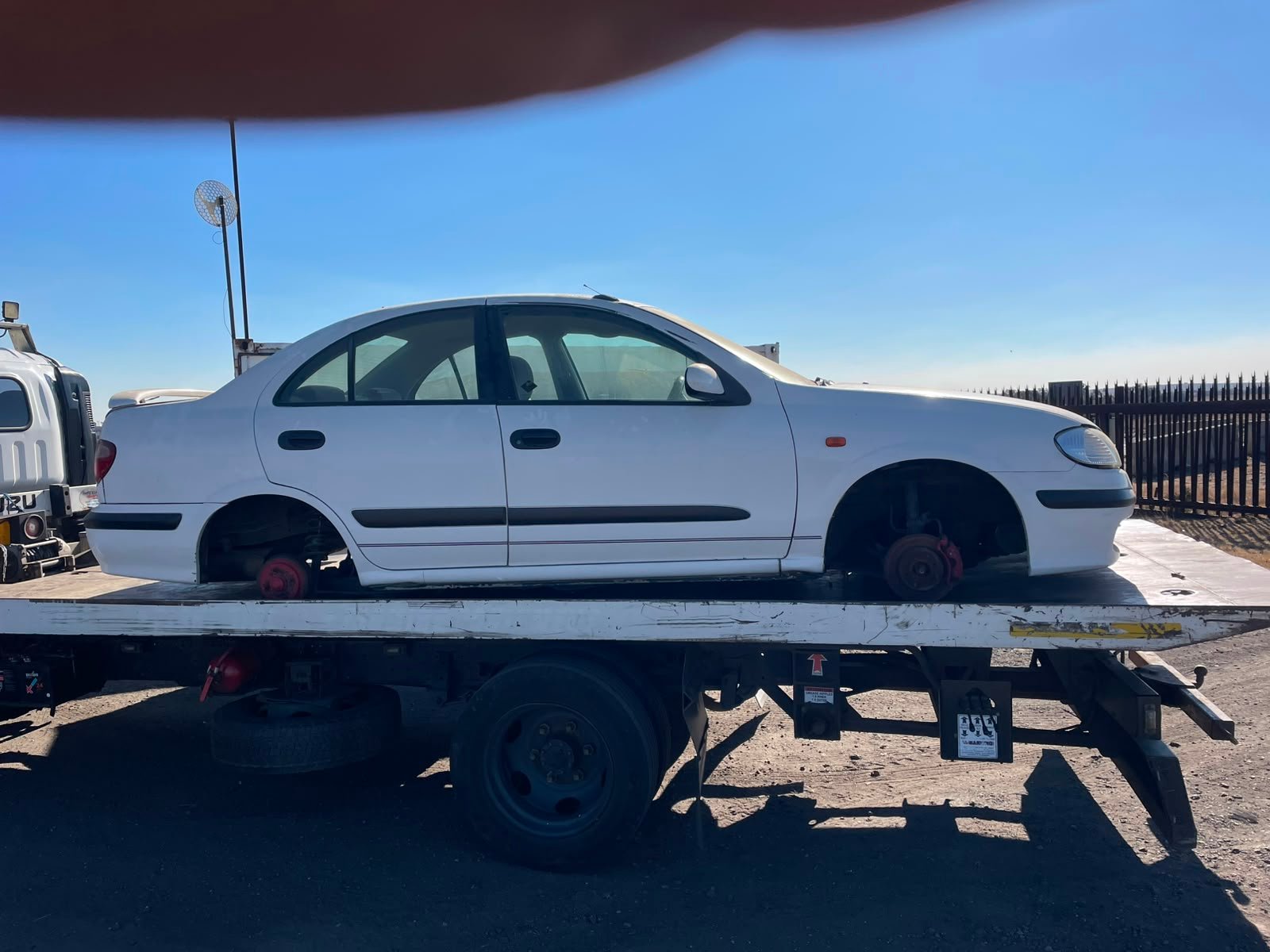 Nissan Almera parts