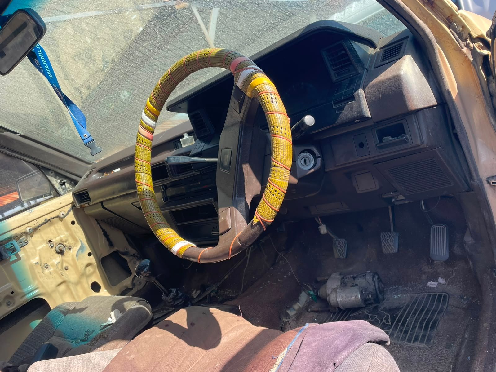 Toyota Corolla 1.6 GL parts available