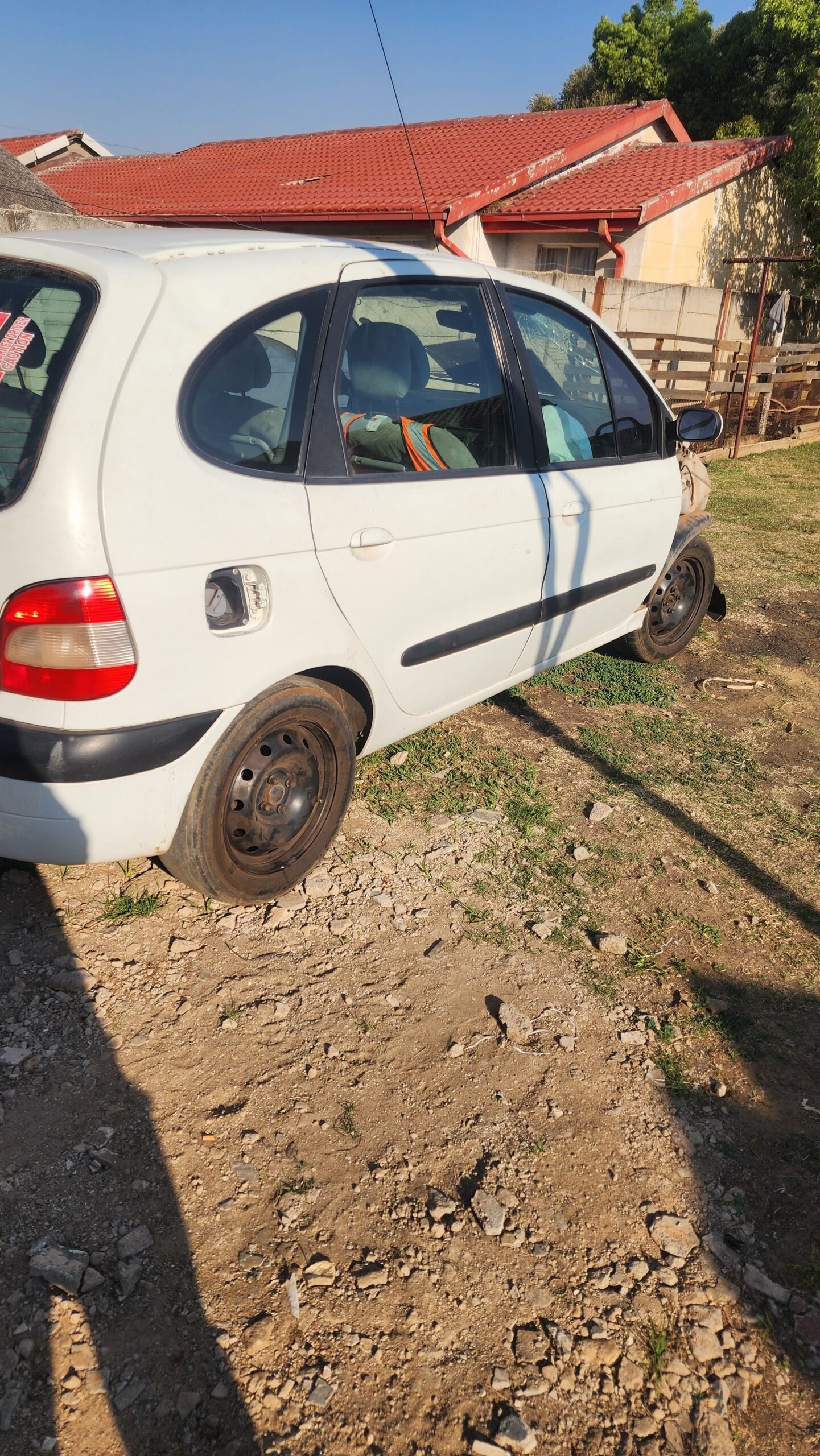 Renault scenic1 stripping for spares