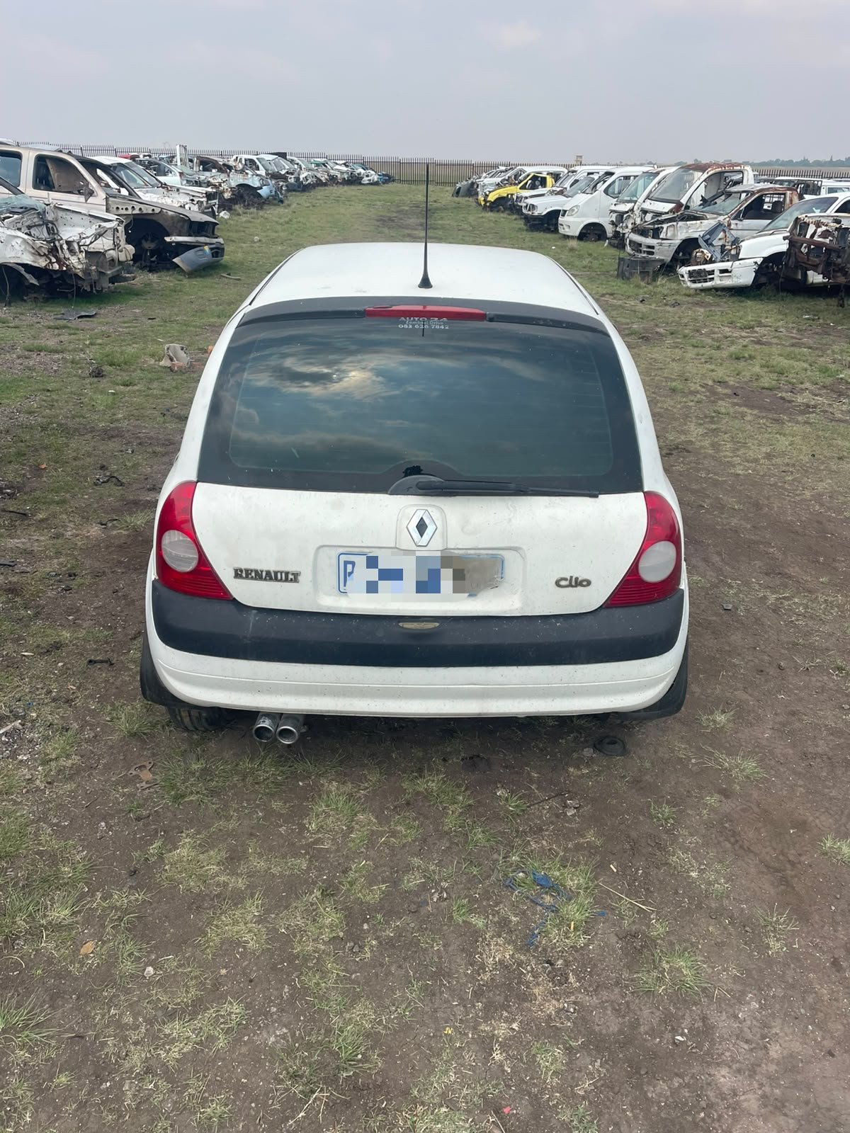 Renault Clio Parts available
