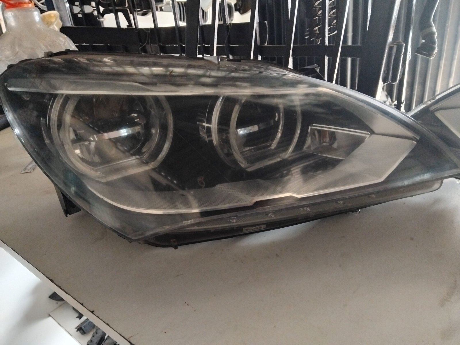 F13 6 series headlights
