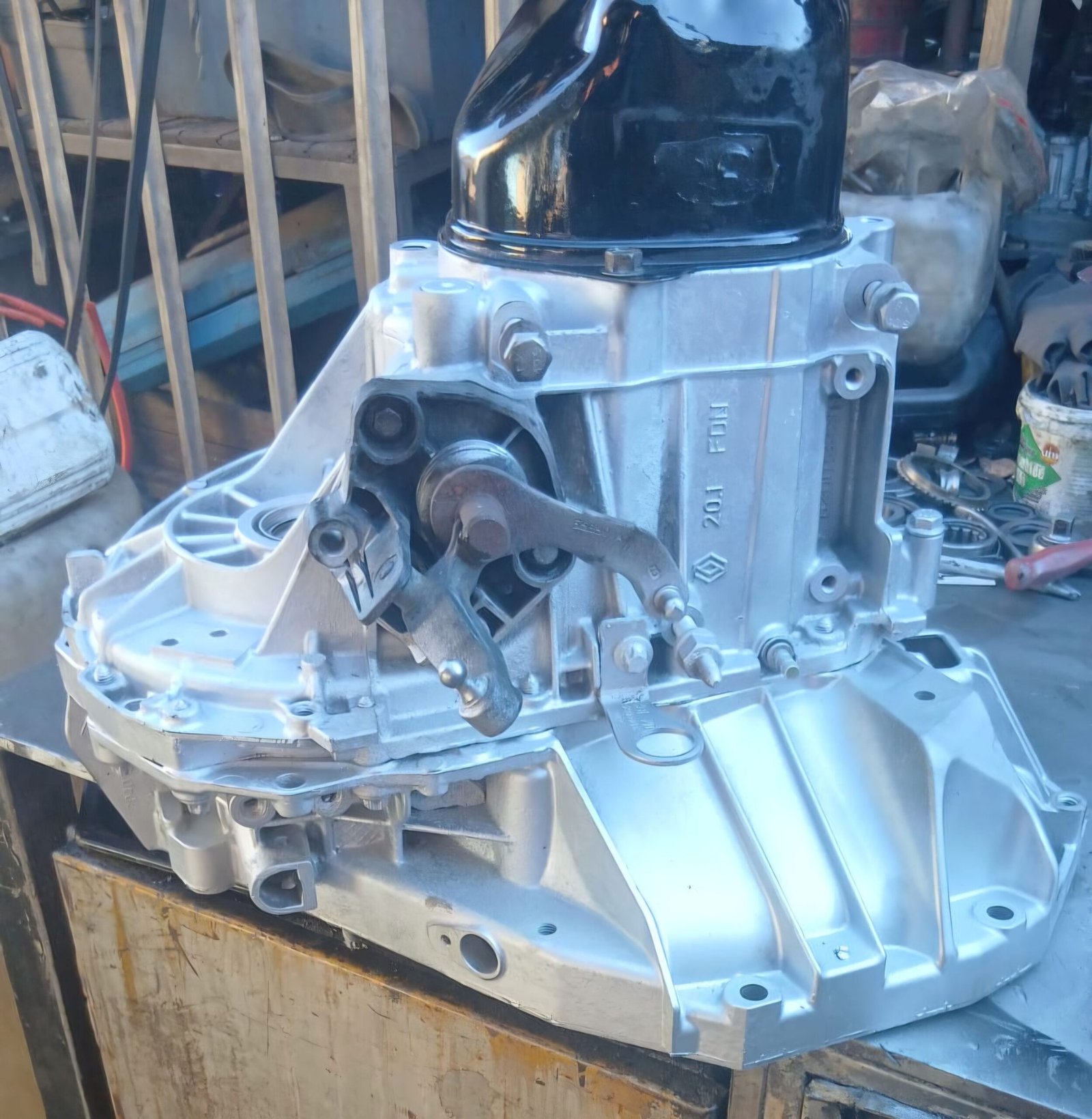 Nissan NP200 1.5 Diesel Reconditioned Gearbox
